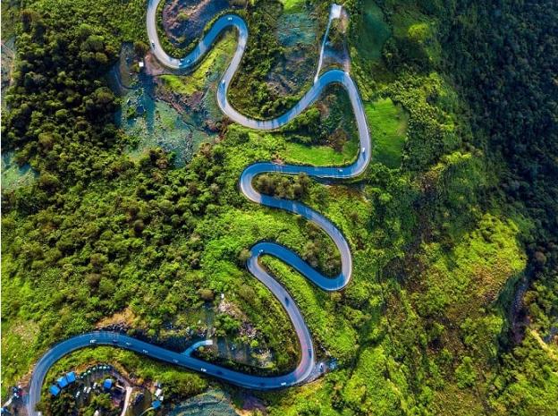 Đèo khánh lê nằm trên tuyến đường xe limousine Nhà Trang Đà Lạt