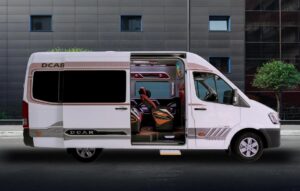 Ngoại Thất Solati limousine 12 chỗ màu trắng